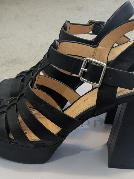 Madden Girl Shoes - Women’s Black Strappy Block Heel Sandals